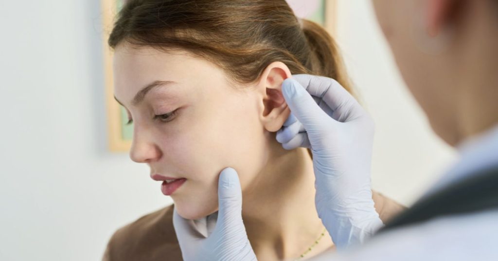 Illustration of how ear infections can lead to temporary or permanent hearing loss