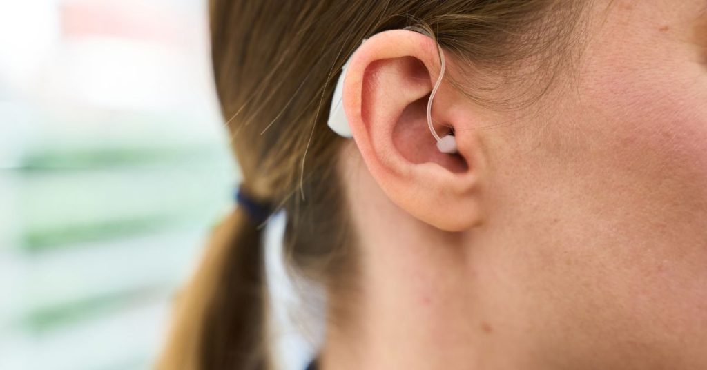 Modern hearing aid technology improving hearing care in 2025